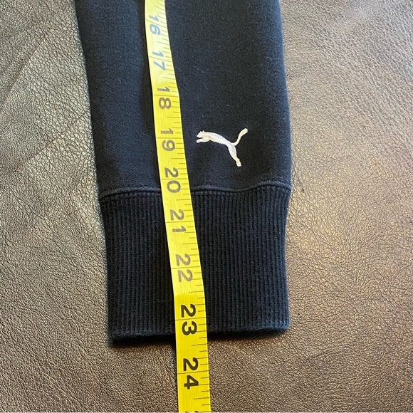 Puma Fleece Lined Embroidered Script Logo Black Kangaroo Pocket Hoodie Size M - Picture 9 of 9